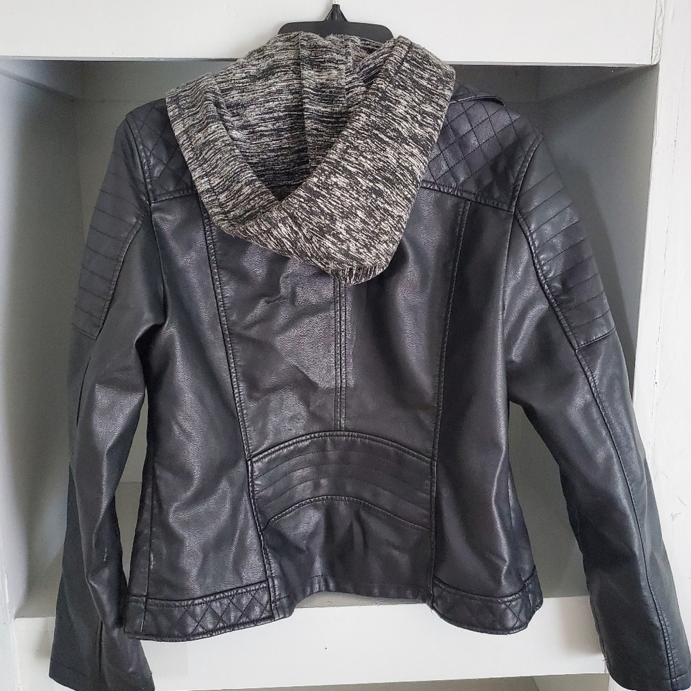 Jacket - Picture 5 of 5